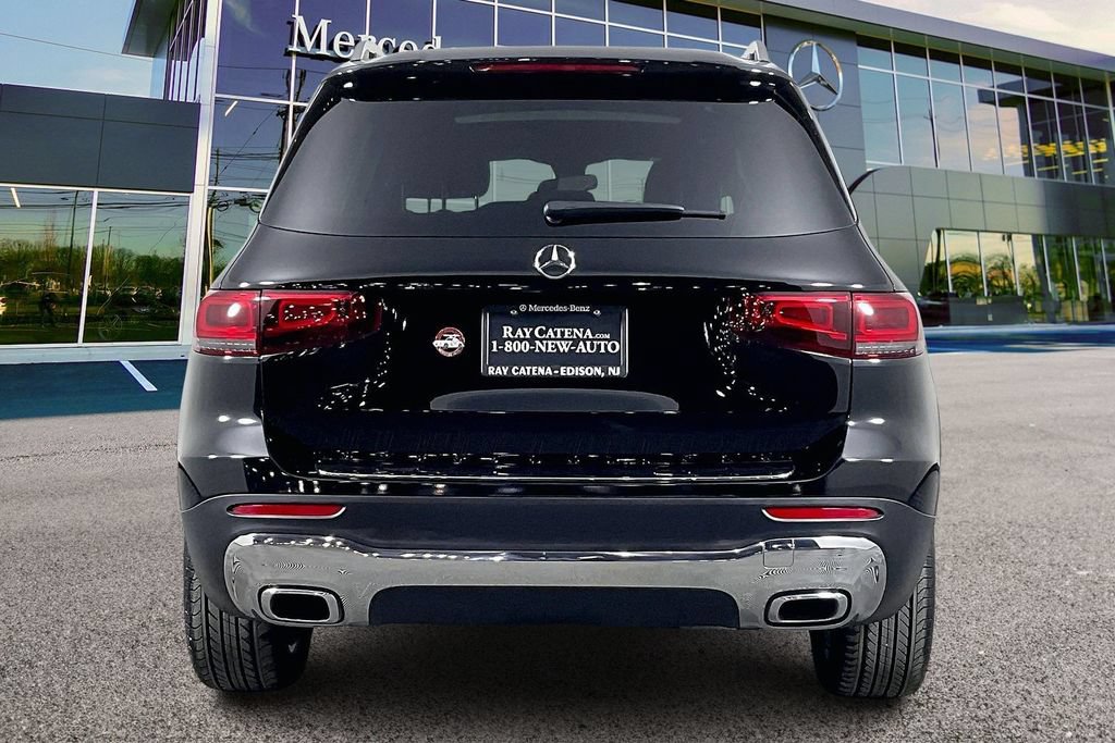 Used 2023 Mercedes-Benz GLB 250 4MATIC image 4