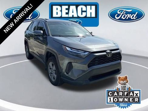 Used 2024 Toyota RAV4 XLE w/ Convenience Package FWD image 1