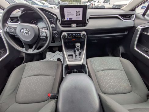 Used 2024 Toyota RAV4 XLE FWD image 14
