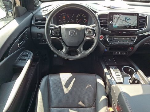 Used 2024 Honda Ridgeline Black Edition image 12
