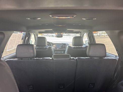 Used 2024 Dodge Durango GT RWD image 13