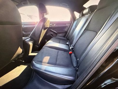 Used 2022 Honda Civic Sport image 8