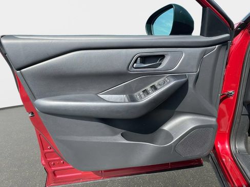 Certified 2026 Nissan Rogue S FWD image 15