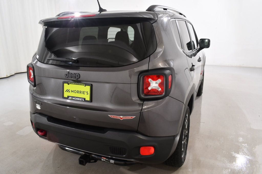 Used 2017 Jeep Renegade Trailhawk w/ Cold Weather Group II AWD/4WD image 12