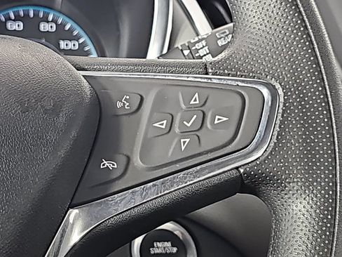 Used 2021 Chevrolet Equinox LS FWD image 17