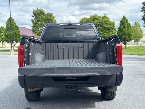 Used 2024 Toyota Tundra Limited w/ TRD Off-Road Package AWD/4WD image 15