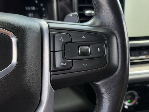 Used 2022 GMC Sierra 1500 SLT w/ SLT Convenience Package AWD/4WD image 17
