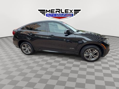 Used 2019 BMW X6 xDrive50i w/ M Sport Package AWD/4WD image 9