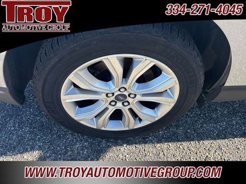 Used 2022 Ford Edge Titanium w/ Equipment Group 301A image 19