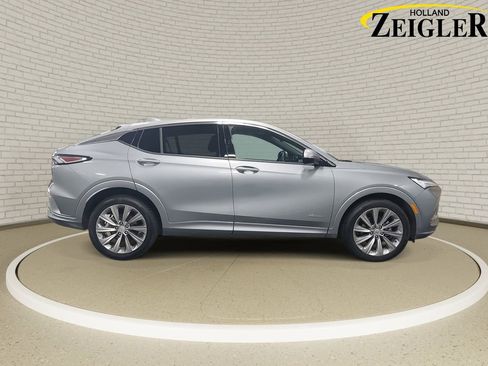 Used 2025 Buick Envista Avenir image 4