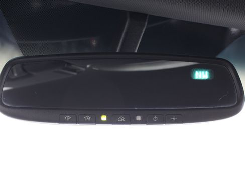 Used 2015 Hyundai Genesis 3.8 image 17