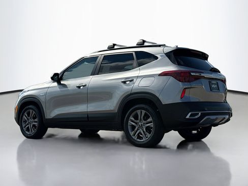 Used 2023 Kia Seltos S AWD/4WD image 14