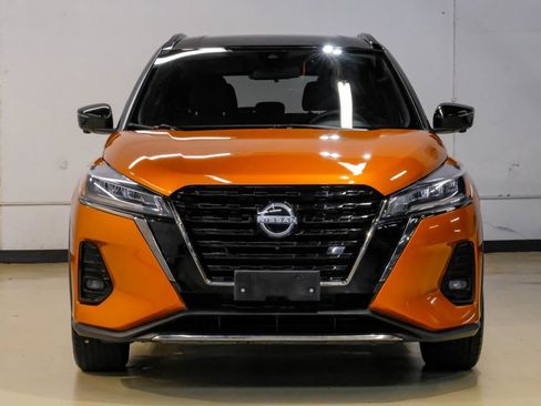 Used 2023 Nissan Kicks SR FWD image 7
