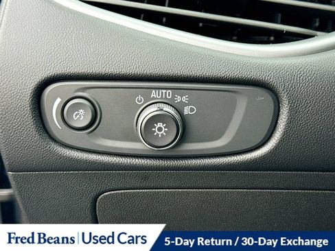 Used 2024 Chevrolet Malibu LT FWD image 15