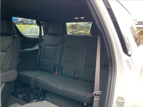 Used 2026 Chevrolet Tahoe High Country image 24