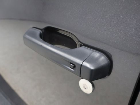 Certified 2025 Jeep Wrangler Willys image 11