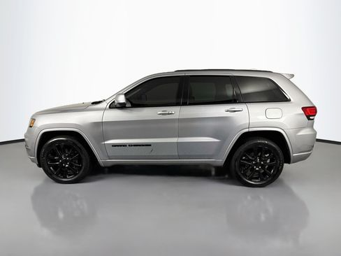 Used 2021 Jeep Grand Cherokee Laredo X AWD/4WD image 8