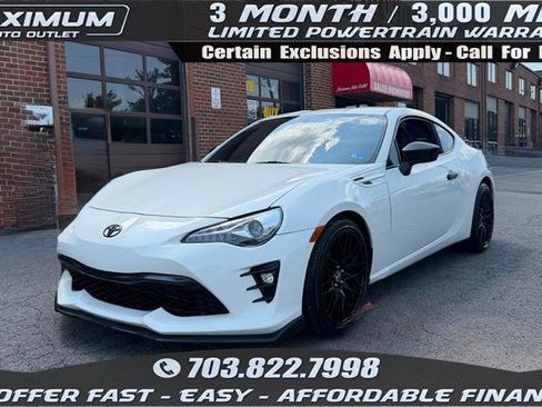 Used 2018 Toyota 86 RWD image 1