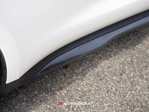 Used 2020 Porsche Taycan AWD/4WD image 10