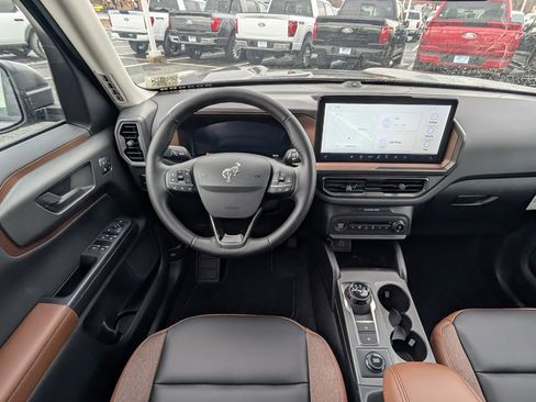 New 2025 Ford Bronco Sport Outer Banks w/ Outer Banks Tech Package+ image 14