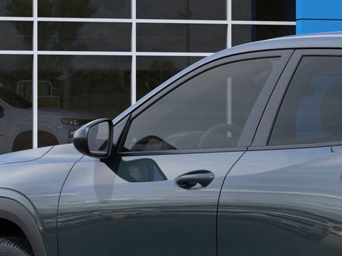 New 2026 Chevrolet Trax LS FWD image 12