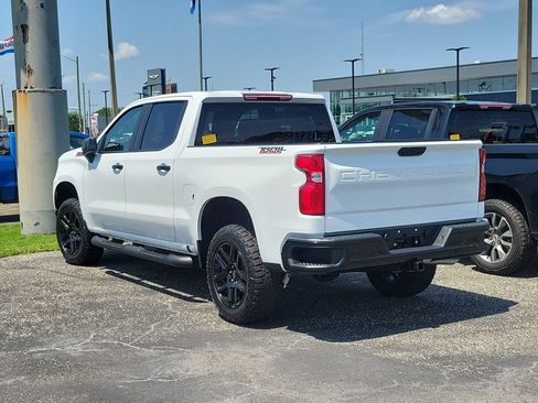 Used 2025 Chevrolet Silverado 1500 LT Trail Boss w/ Protection Package AWD/4WD image 3