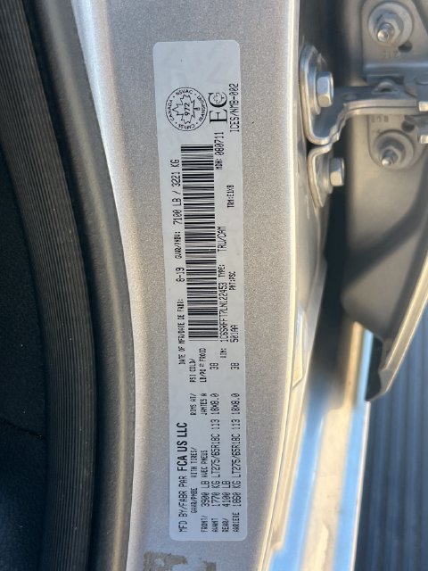 Used 2020 RAM 1500 Big Horn AWD/4WD image 33