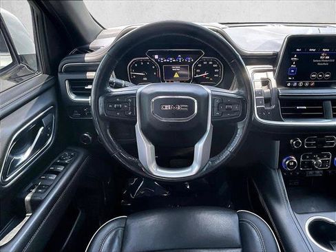 Used 2021 GMC Yukon XL SLT w/ SLT Premium Package RWD image 7