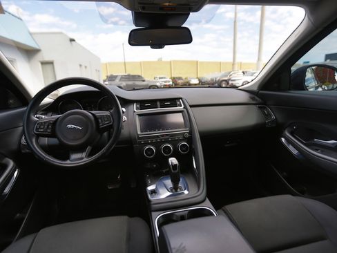 Used 2019 Jaguar E-PACE image 11
