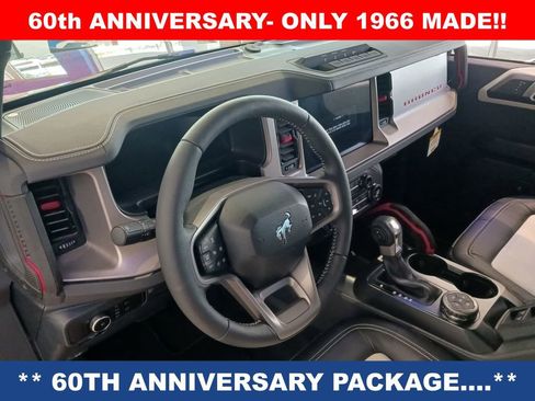 New 2026 Ford Bronco Outer Banks w/ Sasquatch Package AWD/4WD image 16