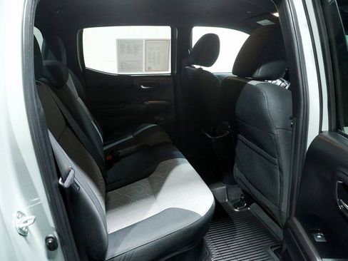 Certified 2023 Toyota Tacoma TRD Off-Road image 14