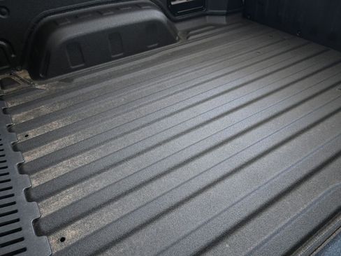 New 2025 GMC Sierra EV Denali image 18