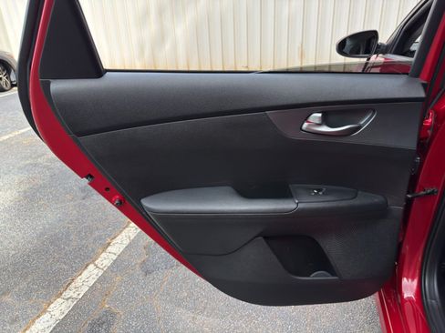 Used 2021 Kia Forte LXS FWD image 34