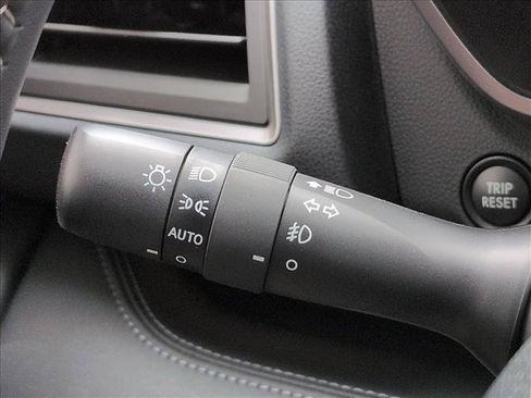 Used 2024 Subaru Ascent Touring AWD/4WD image 17