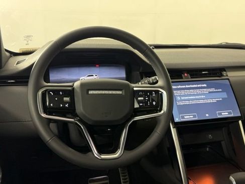 Used 2026 Land Rover Discovery Sport Landmark AWD/4WD image 23