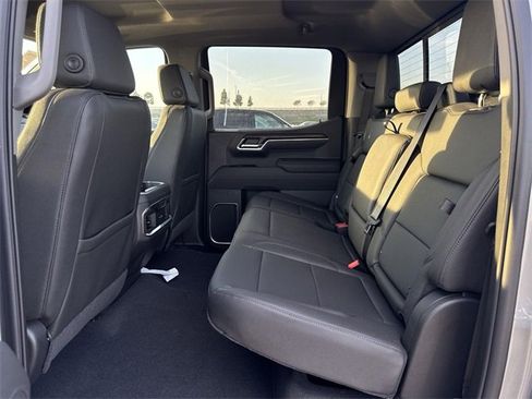New 2026 GMC Sierra 1500 SLT w/ SLT Premium Plus Package image 25