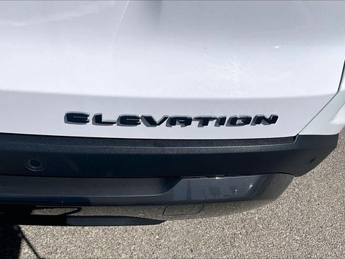 Used 2025 GMC Terrain Elevation AWD/4WD image 8