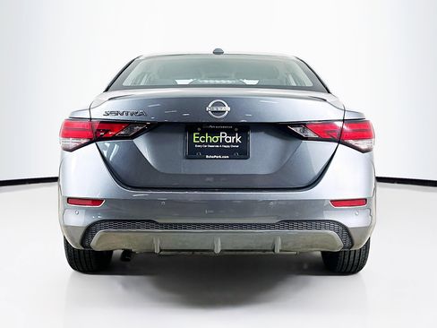 Used 2025 Nissan Sentra SV image 7