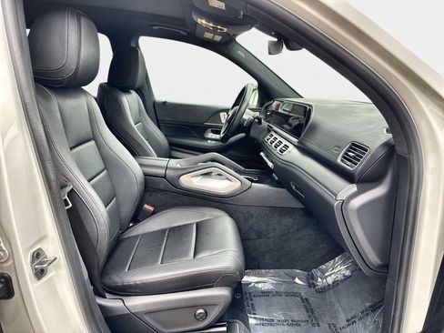 Certified 2024 Mercedes-Benz GLS 450 4MATIC image 13