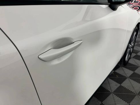 Used 2023 MAZDA MAZDA3 s image 29