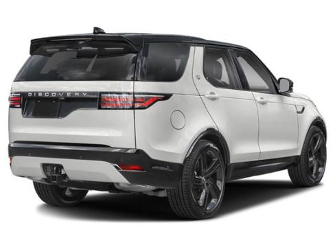 Used 2024 Land Rover Discovery S AWD/4WD image 2