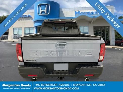 New 2026 Honda Ridgeline Black Edition image 5