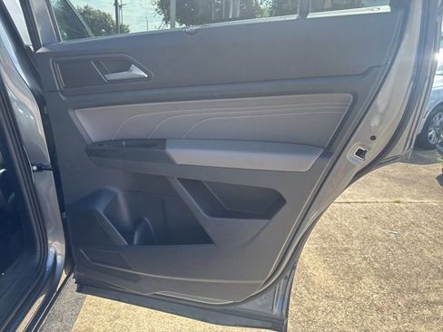 Used 2021 Volkswagen Atlas SEL image 18