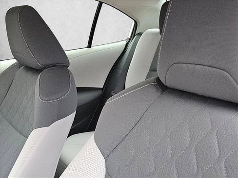 Certified 2022 Toyota Corolla LE FWD image 14