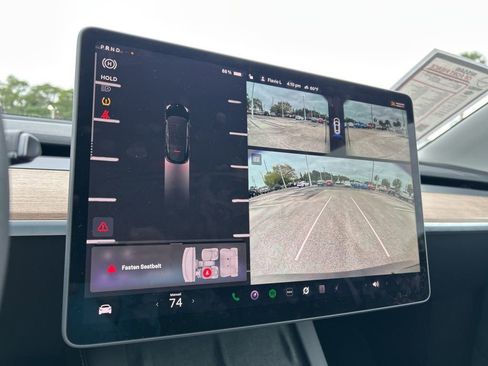 Used 2025 Tesla Model Y Long Range RWD image 28
