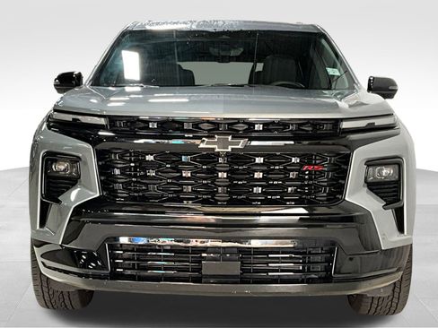 Used 2024 Chevrolet Traverse RS w/ LPO, Floor Liner Package image 3