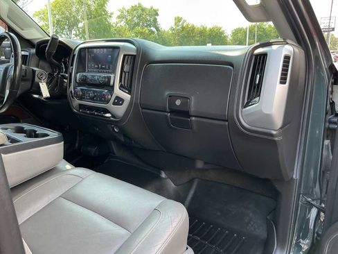 Used 2017 GMC Sierra 2500 SLT AWD/4WD image 16