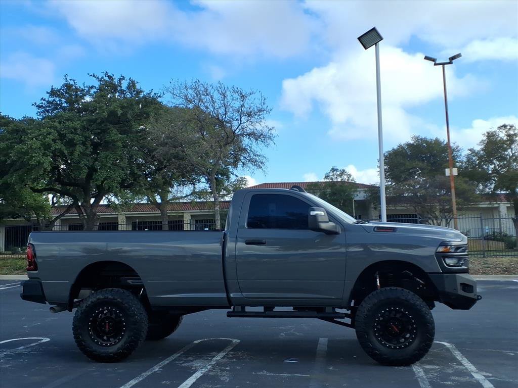 Used 2026 RAM 2500 Tradesman AWD/4WD image 4
