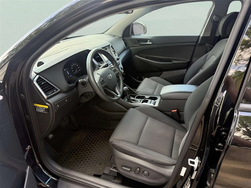 Used 2017 Hyundai Tucson SE w/ SE Popular Package 02 AWD/4WD image 9