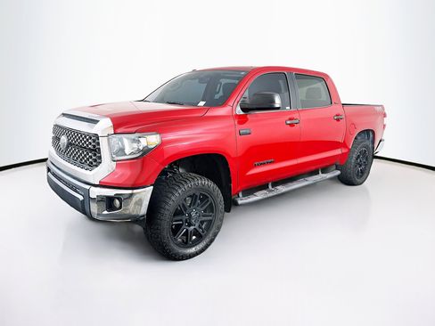 Used 2018 Toyota Tundra SR5 w/ SR5 Upgrade Package RWD image 3